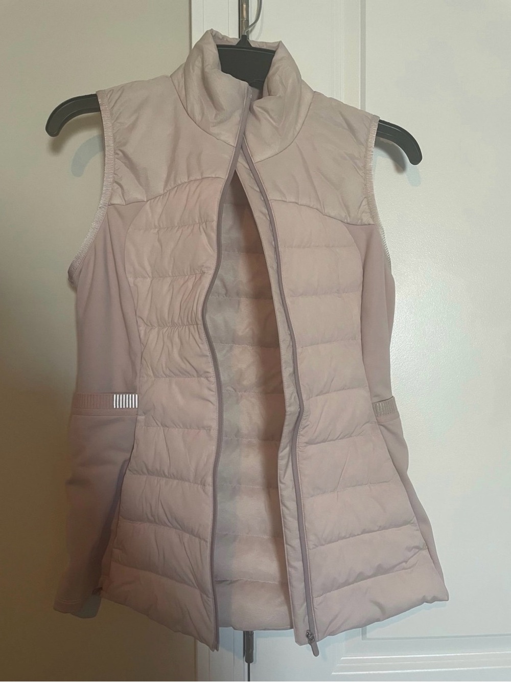 Lululemon Down For It All Vest Pink Size 6 EUC